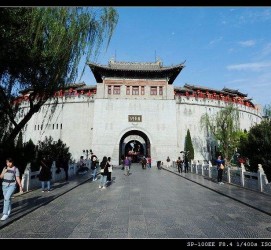 巴音郭楞洛阳旅游攻略(洛阳旅游攻略景点必去)
