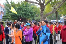 巴音郭楞私人伴游是什么 杭州一女大学生出租自己做陪游 每天收费千元