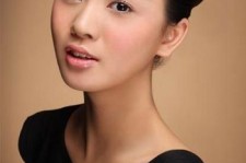 巴音郭楞包罗中国女模特的词条