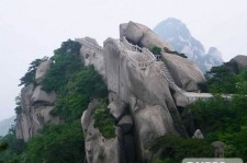 巴音郭楞安徽旅游攻略(安徽旅游攻略三日游)