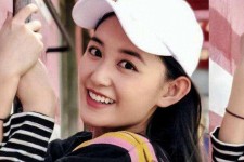 巴音郭楞00后女明星(00后女明星有哪些)