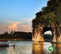 巴音郭楞旅游景点(旅游景点app推荐)