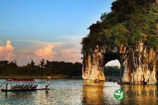 巴音郭楞旅游景点(旅游景点app推荐)