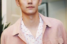 巴音郭楞中国男模(中国男模特照片)