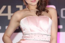 巴音郭楞包罗成人女星的词条