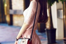 巴音郭楞中国女模特(上世纪80年代中国女模特)