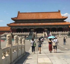 巴音郭楞旅行攻略(北京旅行攻略英语)