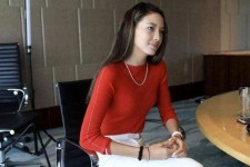 巴音郭楞斯坦福大学兼职模特(斯坦福大学兼职模特工资)
