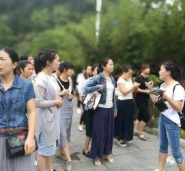 巴音郭楞中国的曲男伴游的简单介绍