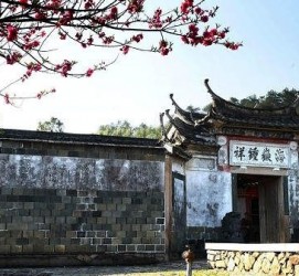 巴音郭楞中国伴游网保举一座寺庙(旅游景区寺庙)
