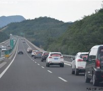 巴音郭楞自驾游(北京自驾游到西藏需要多少钱)