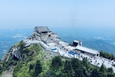 巴音郭楞湖南旅游攻略(武汉到湖南旅游攻略)