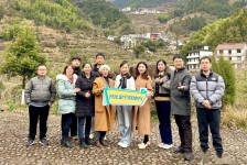 巴音郭楞商务伴游招聘 潮声丨百万年薪聘导游 浙江一座县城的“千金买马”记