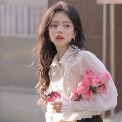 巴音郭楞想要应聘去伴游公司上班，但是却不晓得该怎么做