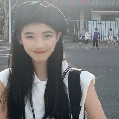 巴音郭楞商务伴游带客户去看海豚表演