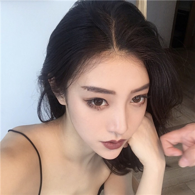 巴音郭楞伴游女生寒莱的资料
