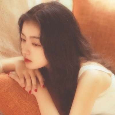 巴音郭楞伴游女生赵梦琪的资料