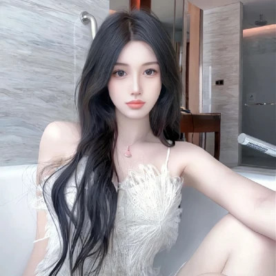 巴音郭楞伴游女生吴悠的资料