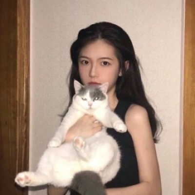 巴音郭楞伴游女生杨芃寒的资料