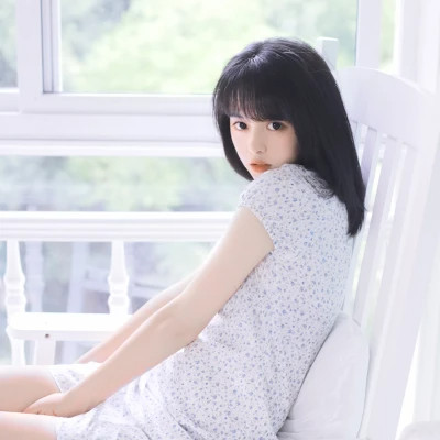 巴音郭楞伴游女生刘聪的资料