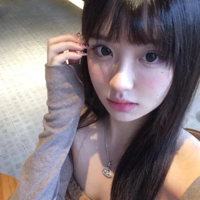 巴音郭楞伴游女生车简丽的资料