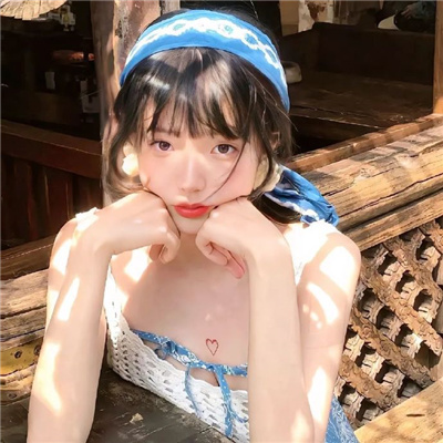 巴音郭楞伴游女生淡偲的资料