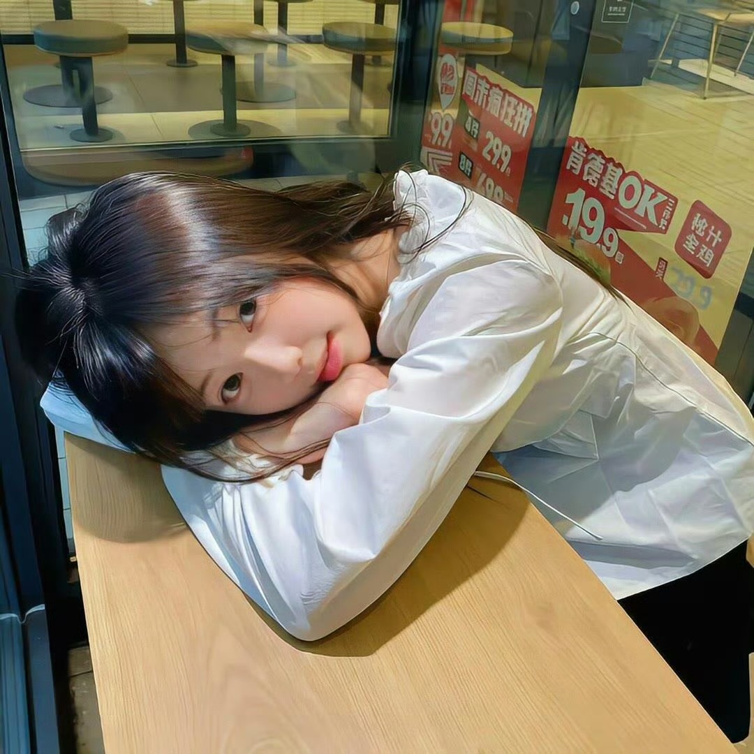巴音郭楞伴游女生沈雨晴的资料