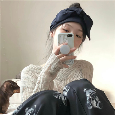 巴音郭楞伴游女生冀其雨