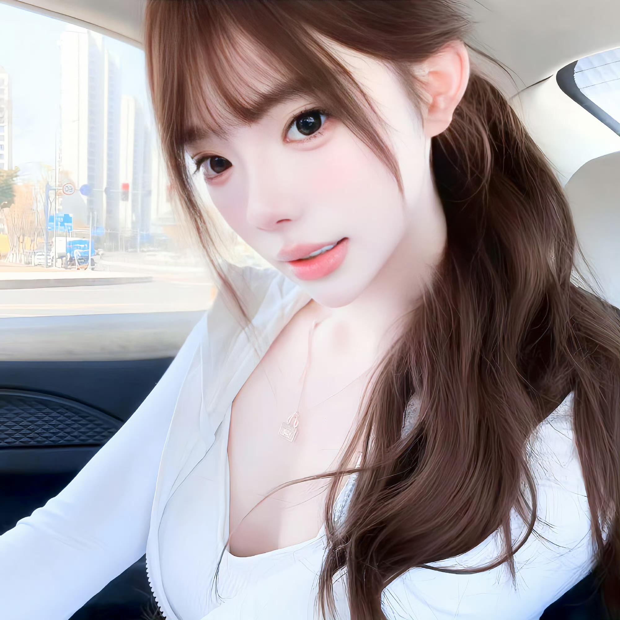 巴音郭楞伴游女生 | 林悦雯的资料