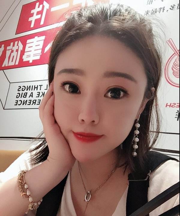 广州伴游雇用包厢女办事员的简单介绍
